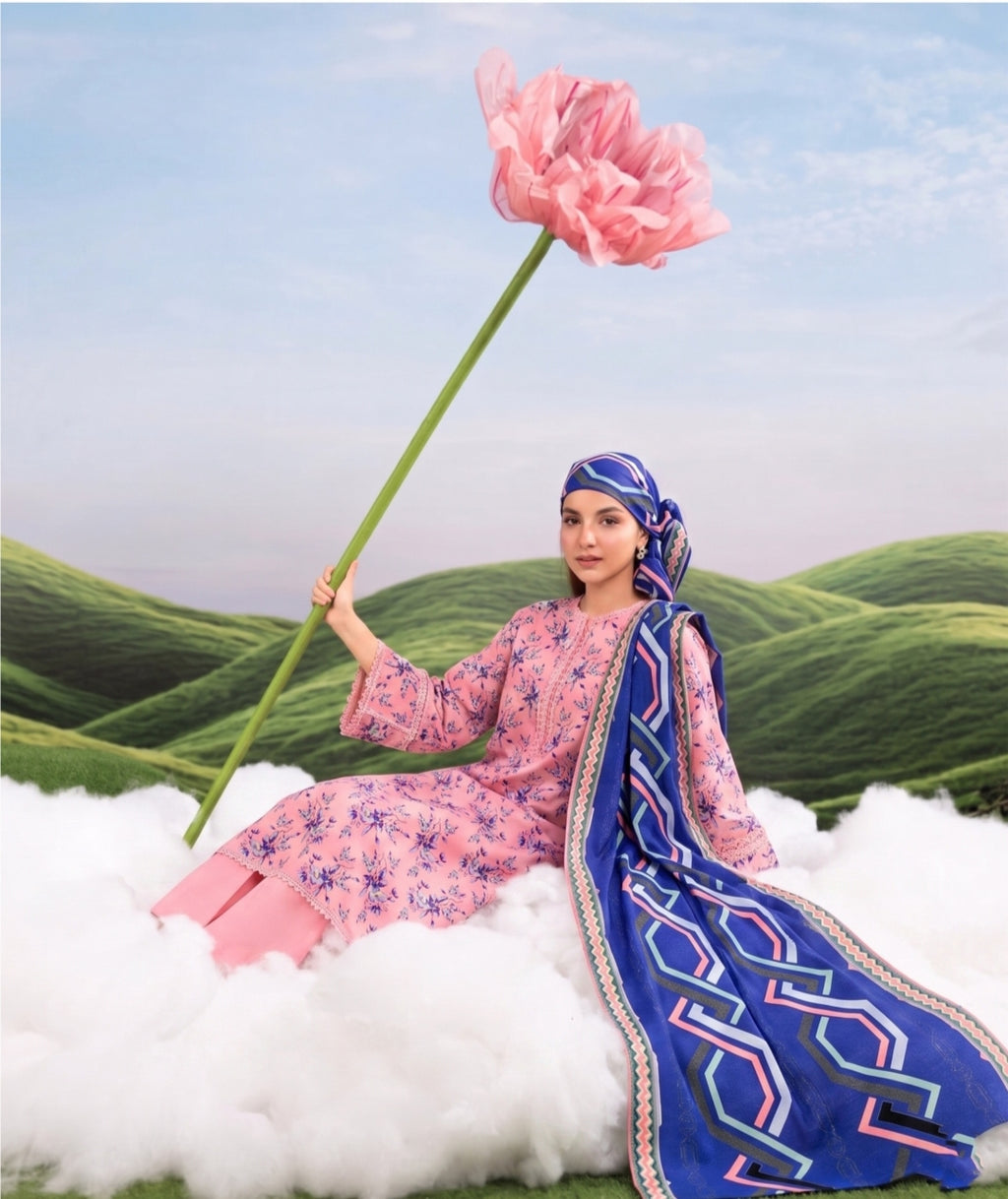 Zermin 3 Piece Unstitched Lawn Suit Pakistan